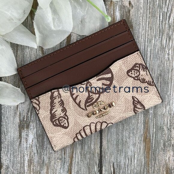 Coach Slim Id Card Case In Signature Canvas With Shell Print Island Beach - Picture 1 of 9